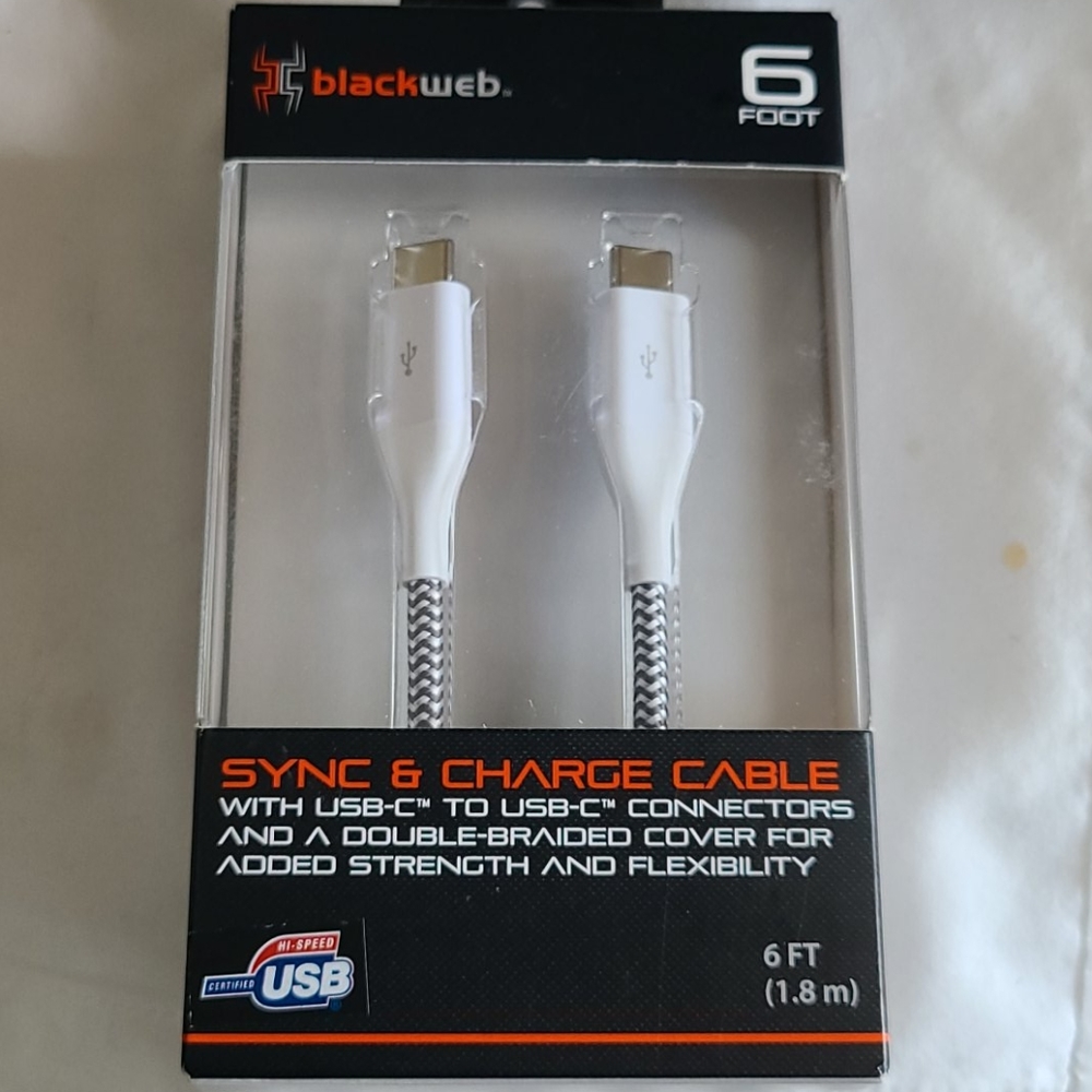 NWT- USB-C to USB-C